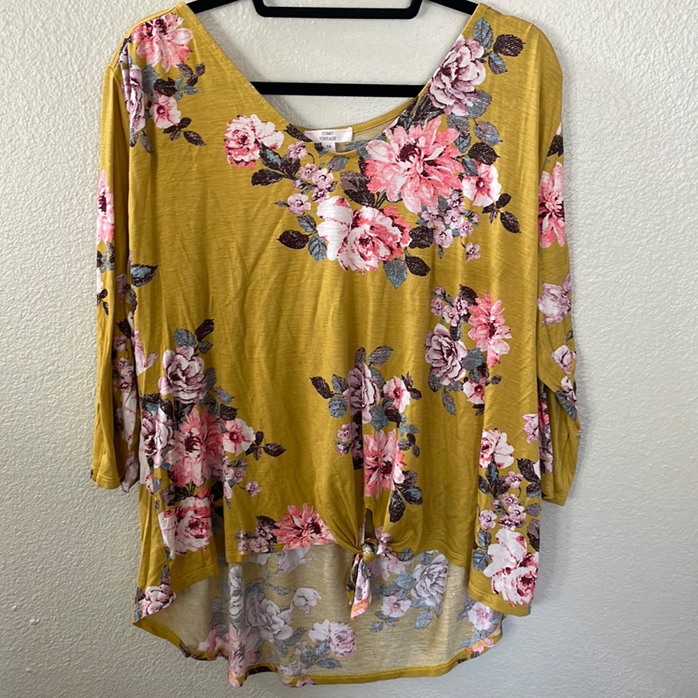 Como Vintage mustard yellow floral tie front top Size 1X